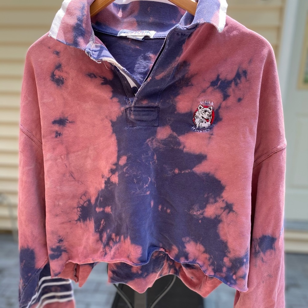 UCONN vintage distressed crop long sleeve